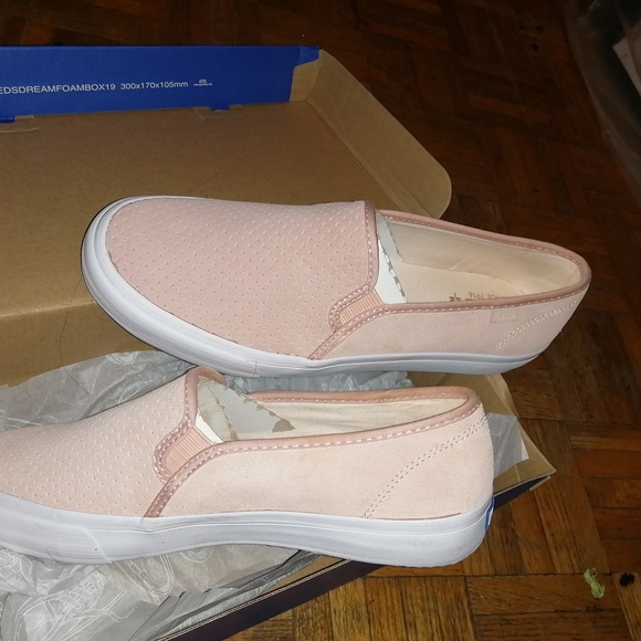 Slip ons by Keds (wedgy) - Picture 3 of 4